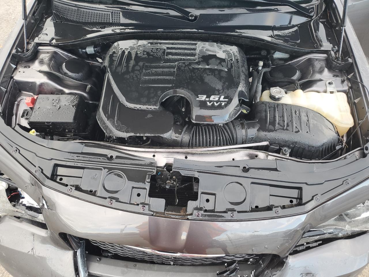 2018 Chrysler 300 S VIN: 2C3CCABG4JH295805 Lot: 91145245