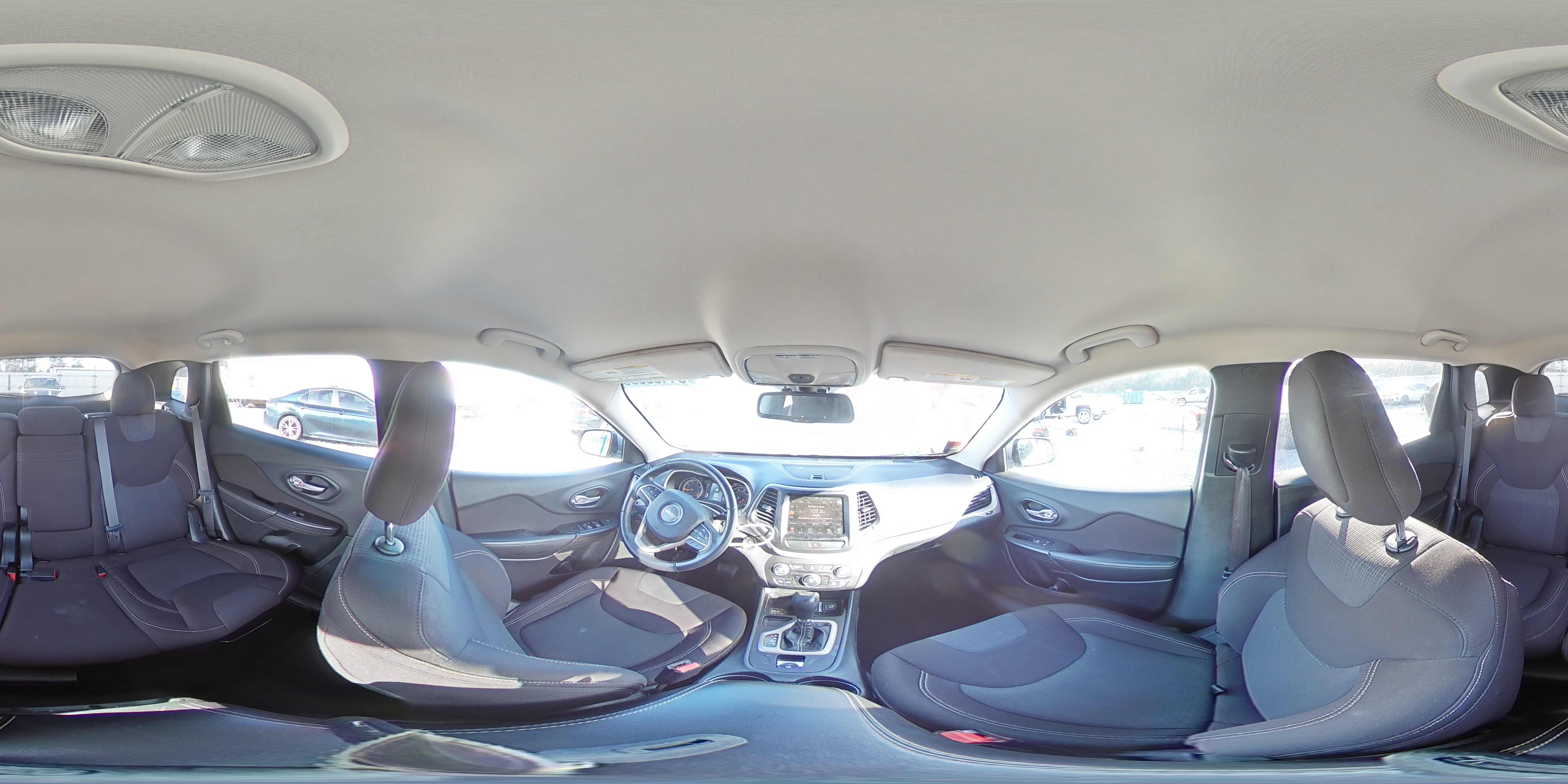 2015 Jeep Cherokee Latitude VIN: 1C4PJLCBXFW712287 Lot: 94498535