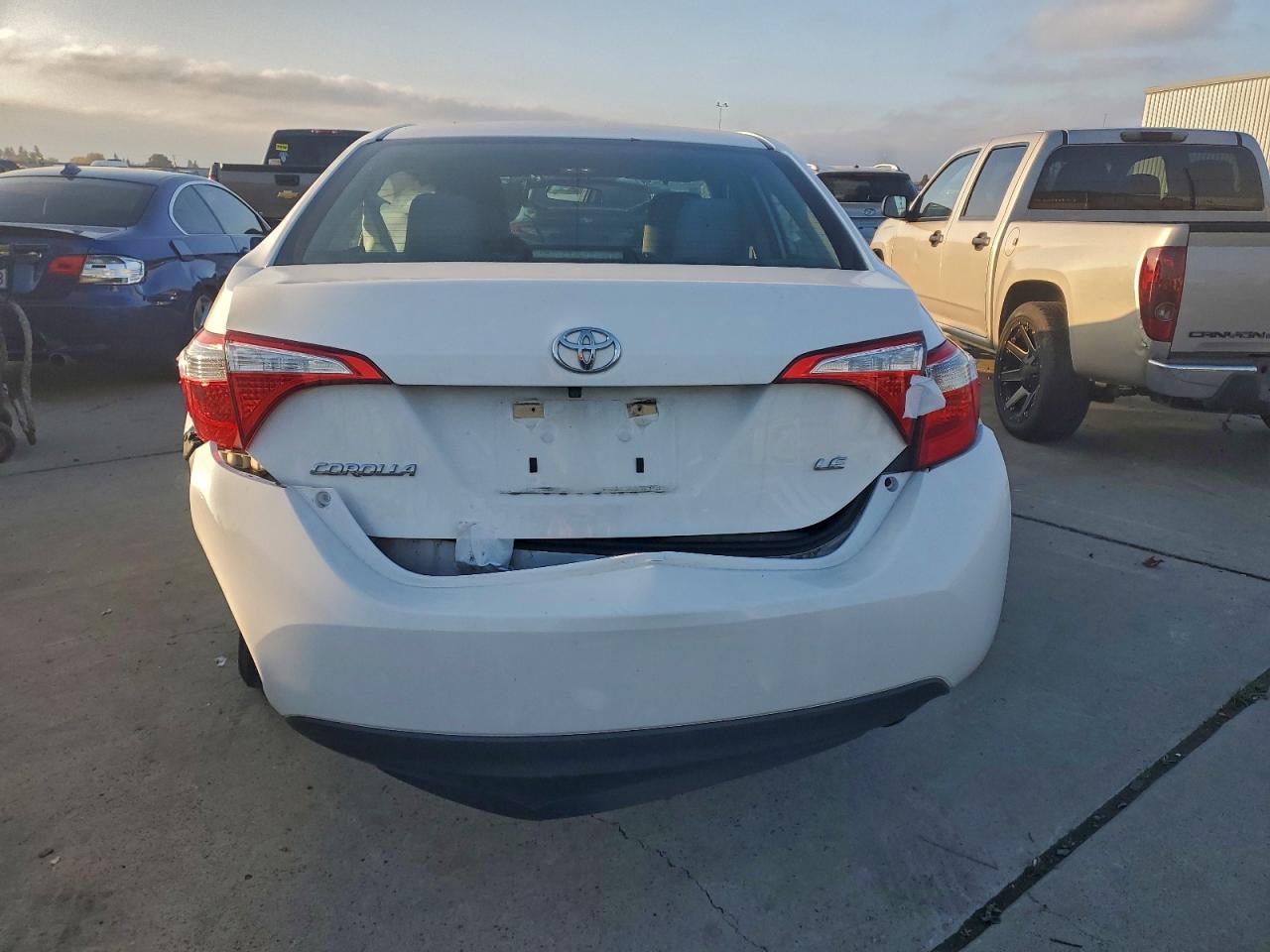 2016 Toyota Corolla L VIN: 5YFBURHE0GP519924 Lot: 94933825