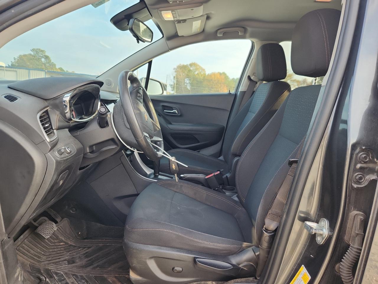 2020 Chevrolet Trax Ls VIN: 3GNCJKSBXLL160986 Lot: 92138165