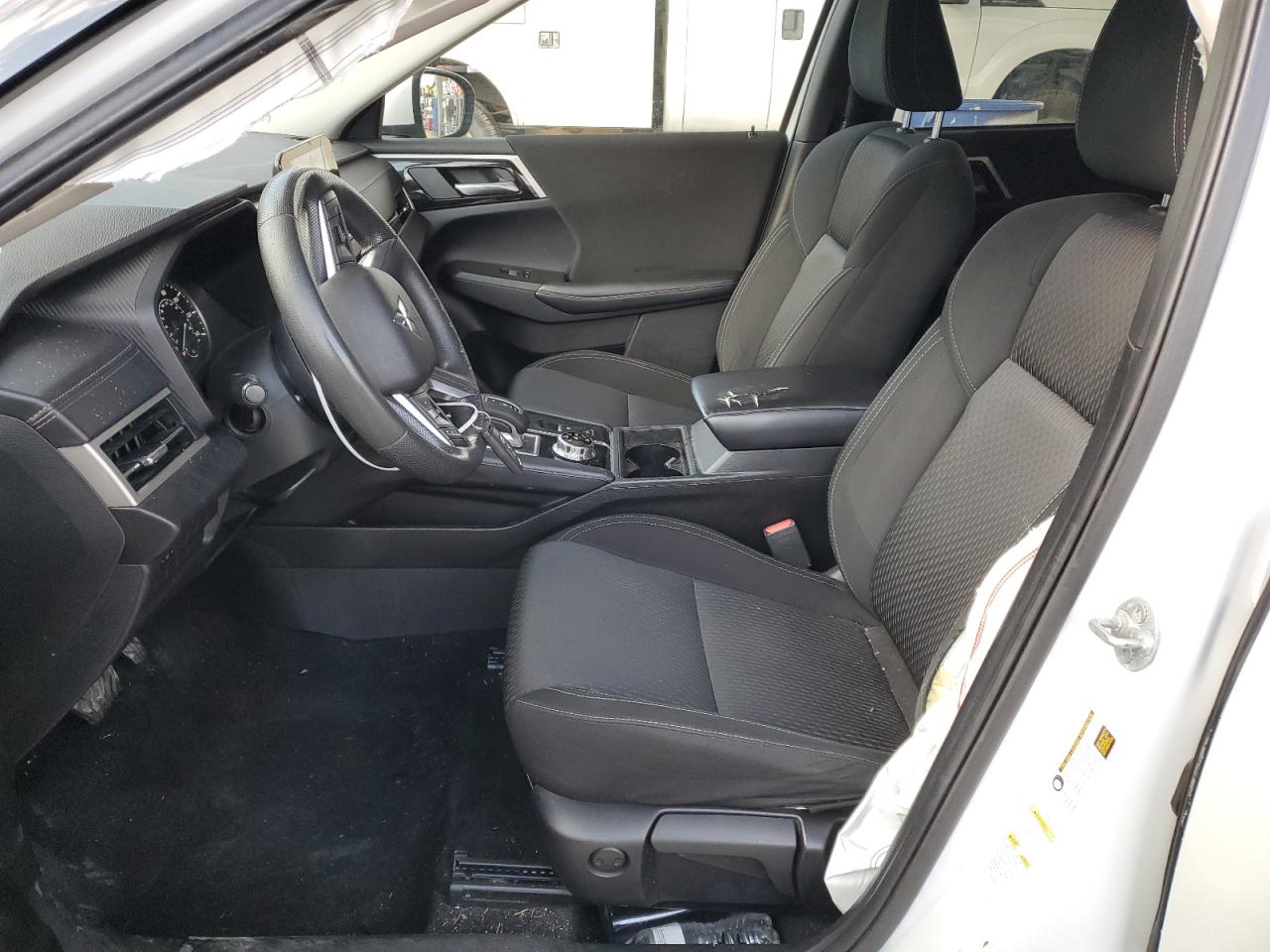 2024 Mitsubishi Outlander Es VIN: JA4J4UA84RZ025121 Lot: 92053975