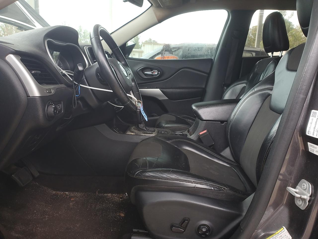 2018 Jeep Cherokee Latitude Plus VIN: 1C4PJLLX0JD534244 Lot: 92100235