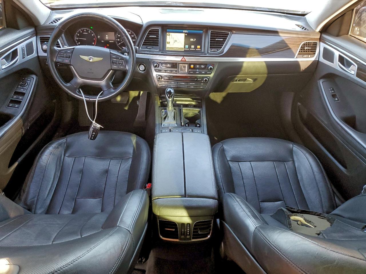 2015 Hyundai Genesis 3.8L VIN: KMHGN4JEXFU033781 Lot: 93858035