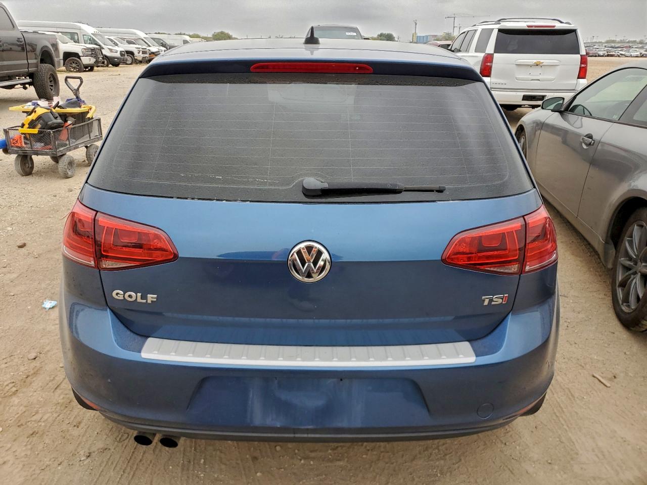 2017 Volkswagen Golf S VIN: 3VW117AU5HM002926 Lot: 94170995