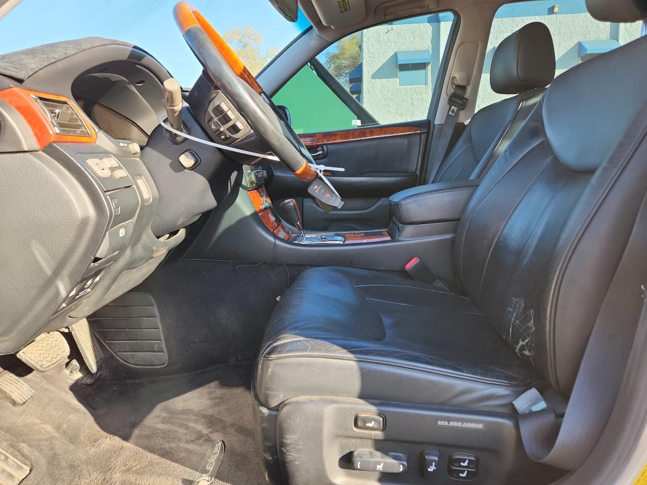 2005 Lexus Ls 430 VIN: JTHBN36FX50180195 Lot: 92205225