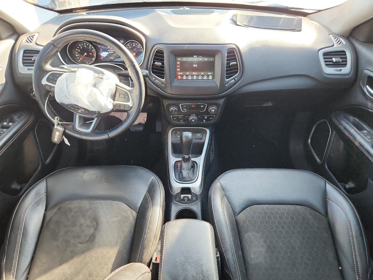 2020 Jeep Compass Latitude VIN: 3C4NJCBB7LT133980 Lot: 93172185