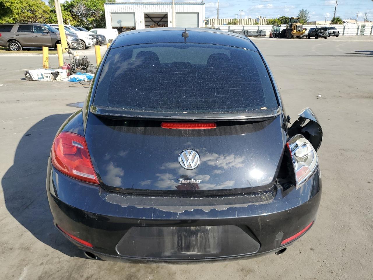 2012 Volkswagen Beetle Turbo VIN: 3VW467AT8CM642580 Lot: 94023445