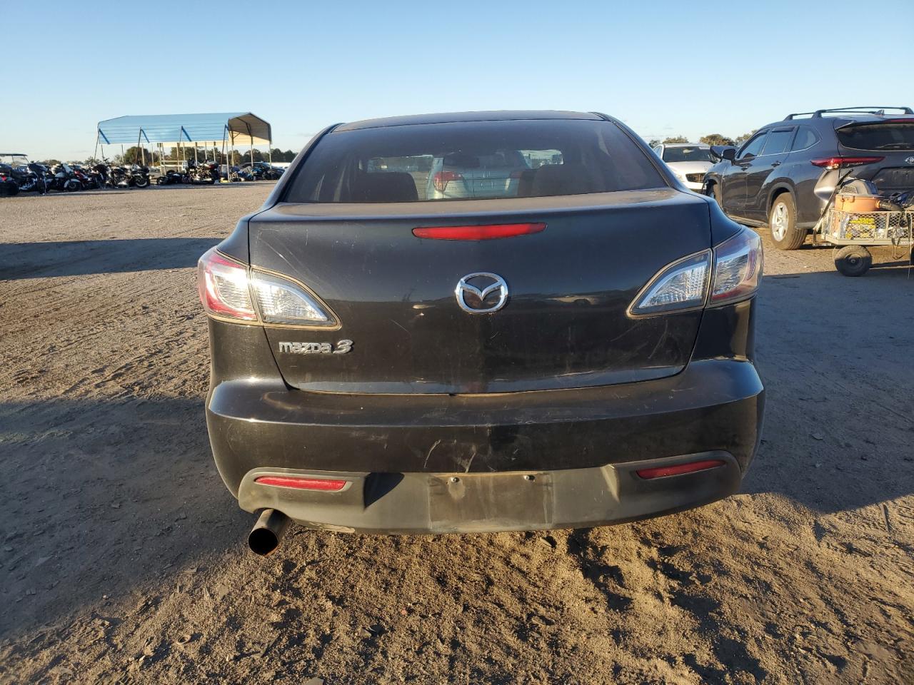 2011 Mazda 3 I VIN: JM1BL1VF1B1486947 Lot: 92129745