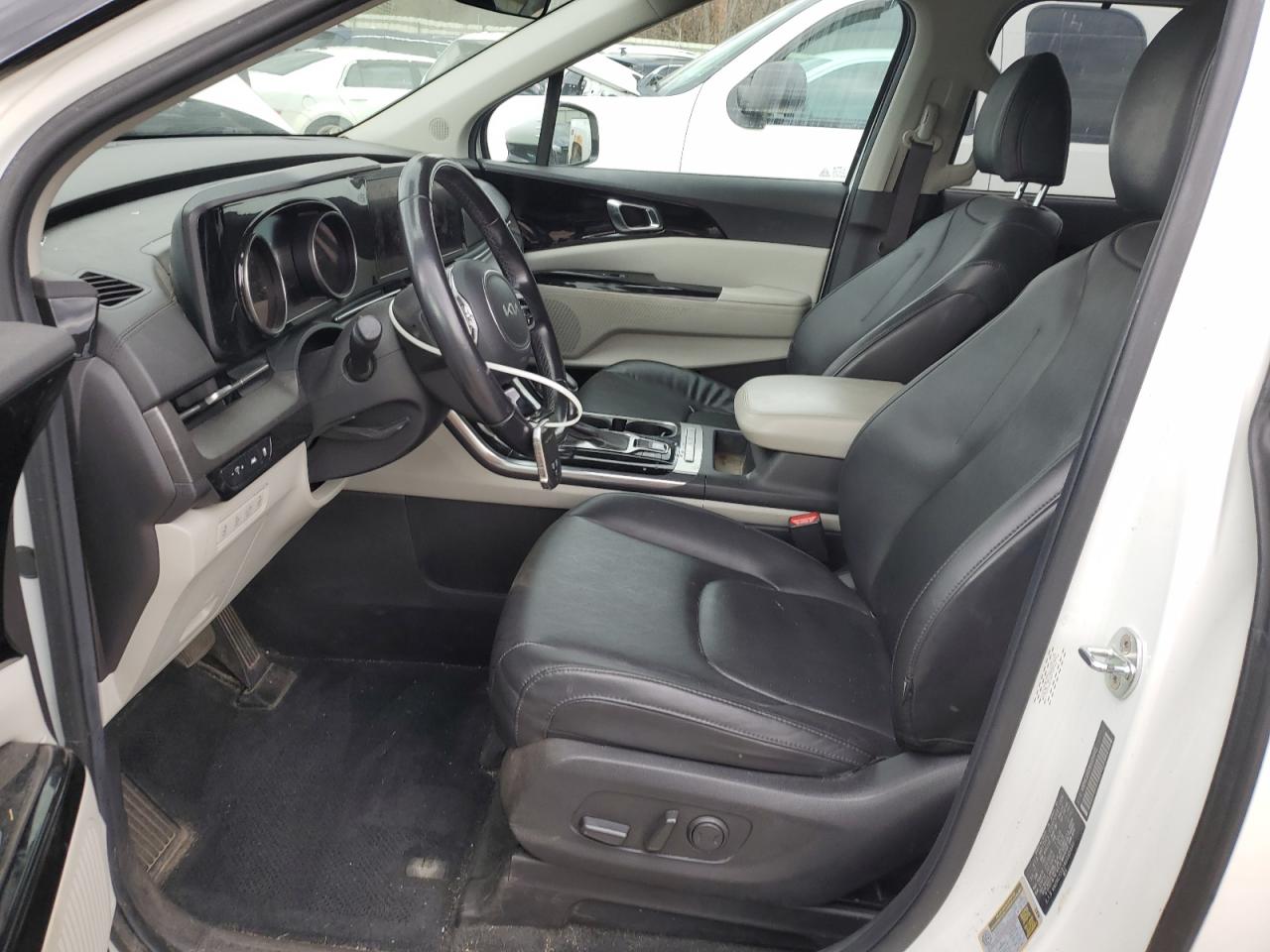 2022 Kia Carnival Ex VIN: KNDNC5H33N6085445 Lot: 92949935