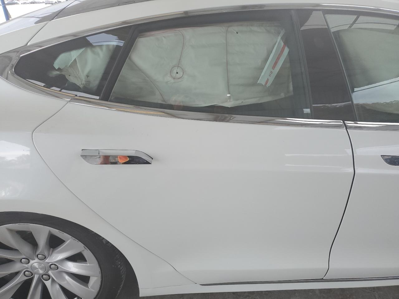 2017 Tesla Model S VIN: 5YJSA1E14HF179024 Lot: 92037795