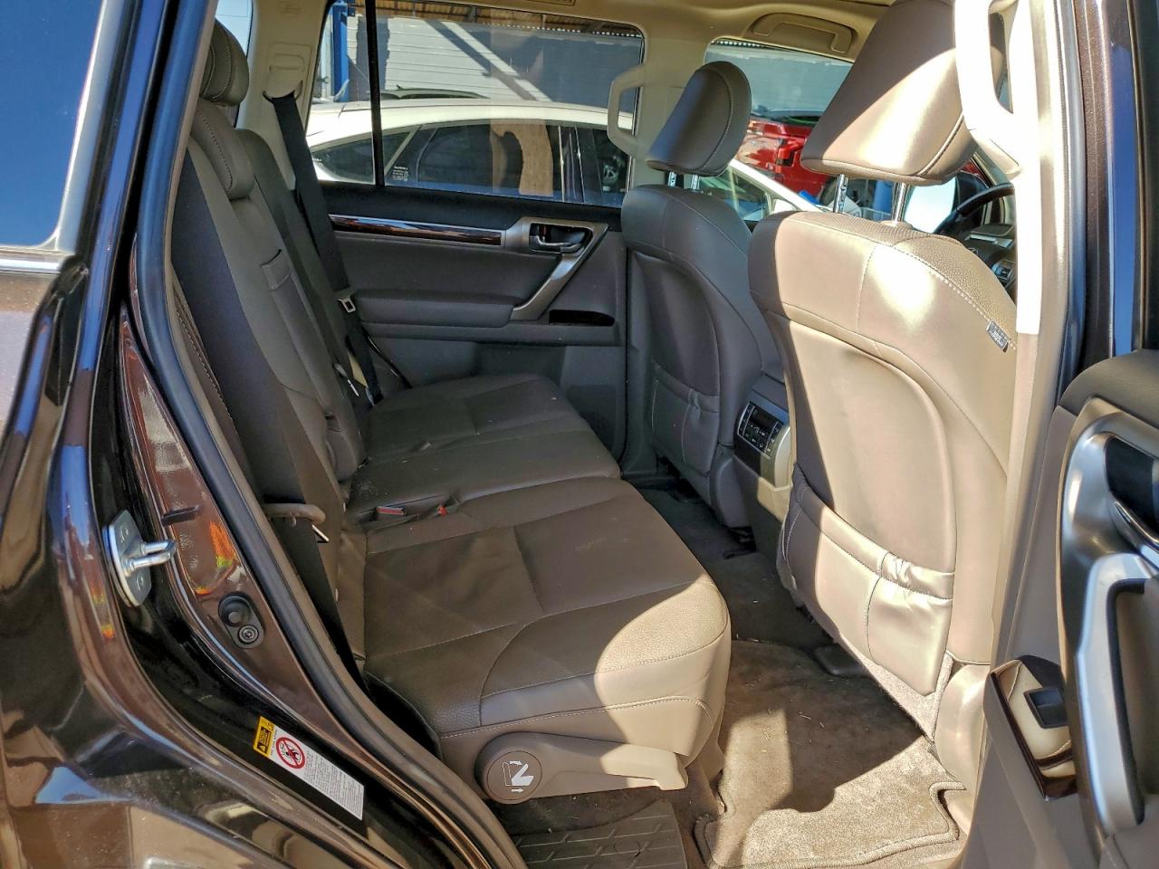 2015 Lexus Gx 460 VIN: JTJBM7FX2F5114083 Lot: 94077065