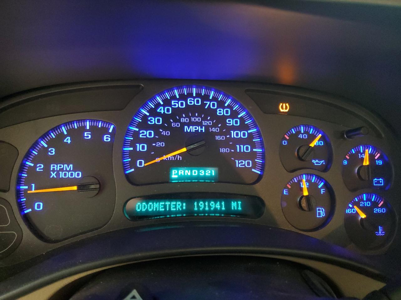 2004 Chevrolet Tahoe C1500 VIN: 1GNEC13Z34J269565 Lot: 92995225