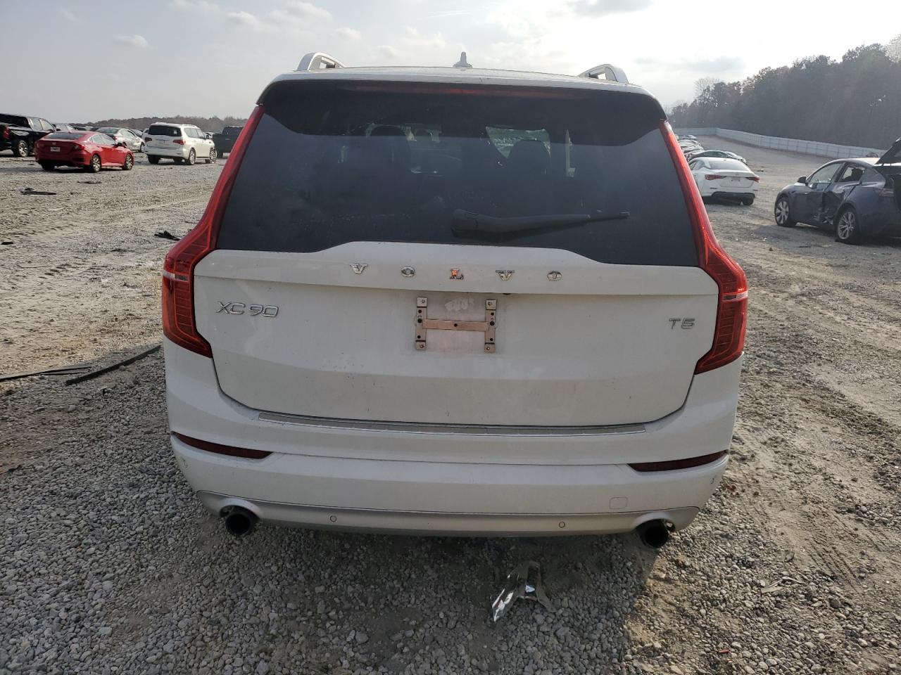 2018 Volvo Xc90 T5 VIN: YV4102CK5J1391197 Lot: 92750535