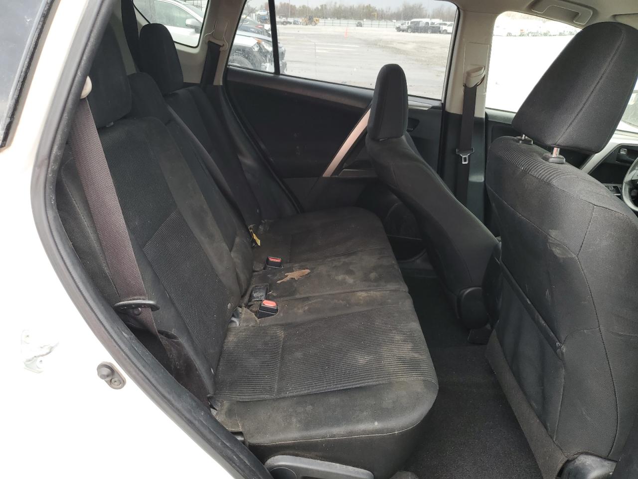 2016 Toyota Rav4 Le VIN: JTMBFREV9GJ101168 Lot: 92067605