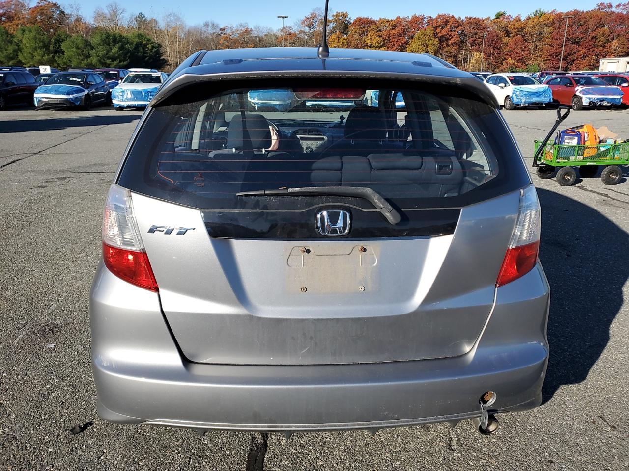 2010 Honda Fit Sport VIN: JHMGE8H47AC001991 Lot: 82753955