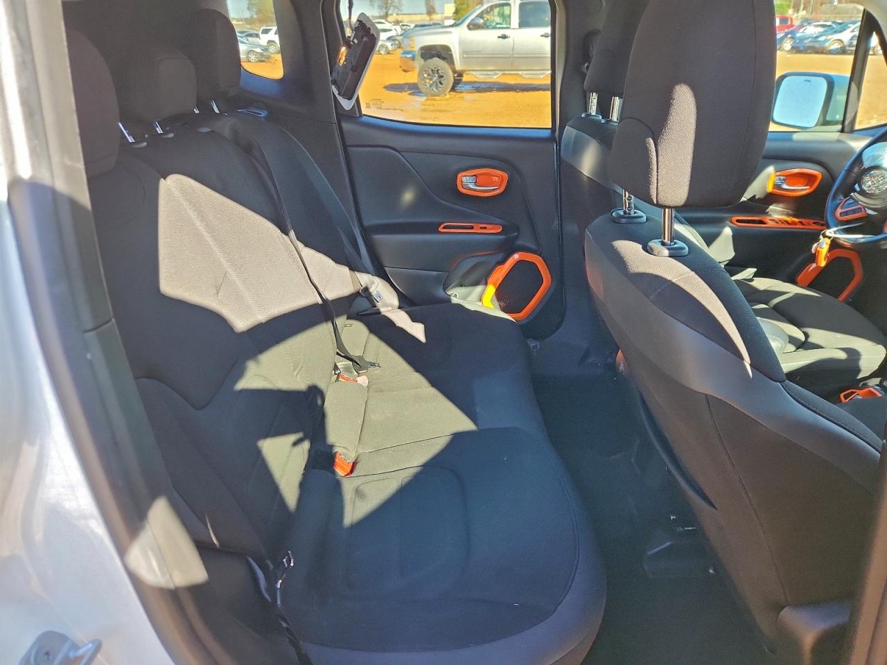 2017 Jeep Renegade Latitude VIN: ZACCJBBB4HPG47656 Lot: 94280025