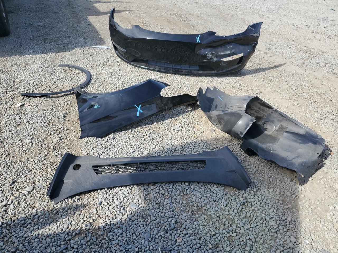 2023 Tesla Model Y VIN: 7SAYGDEEXPA085421 Lot: 92295155