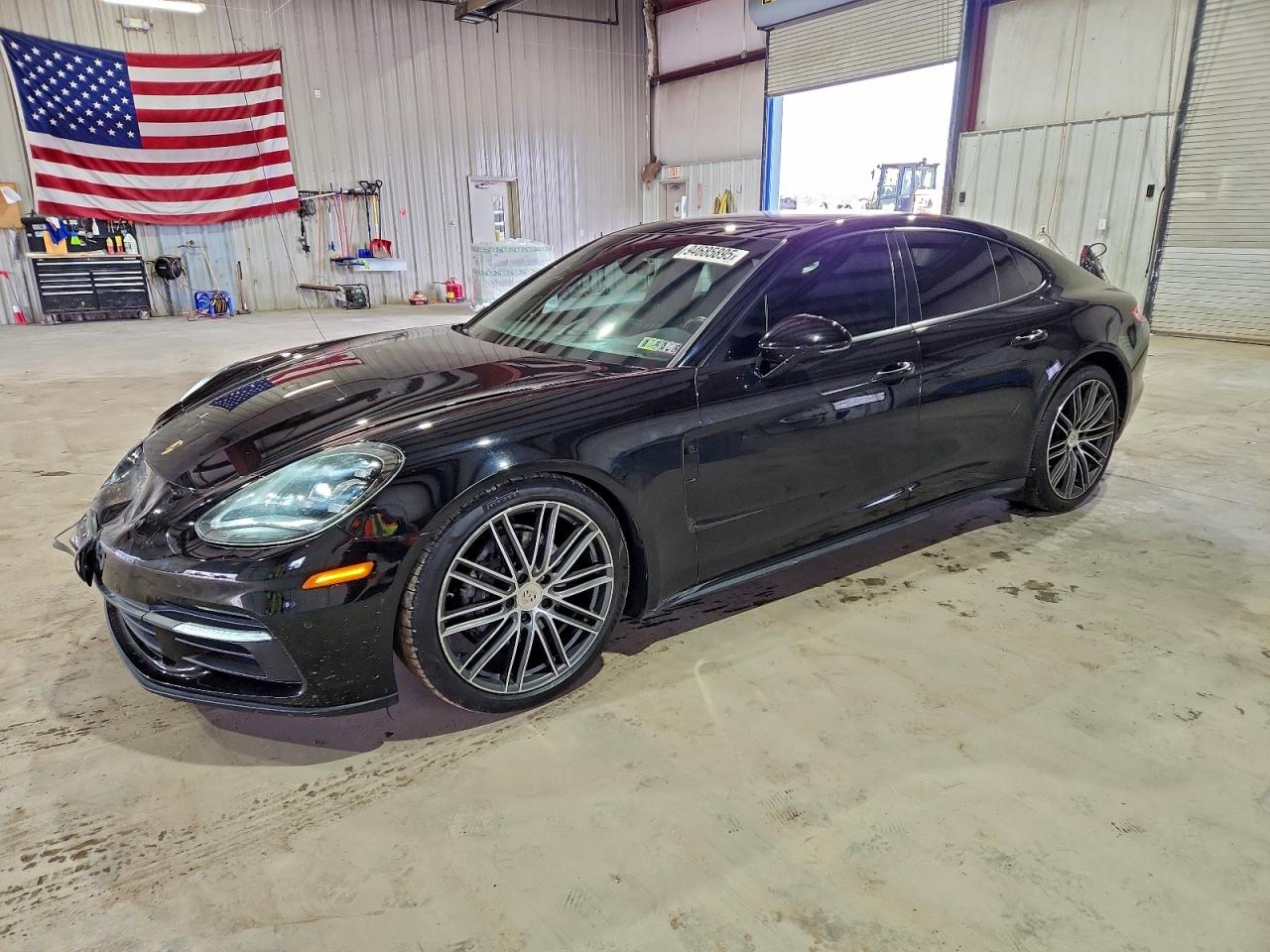 2019 Porsche Panamera Base