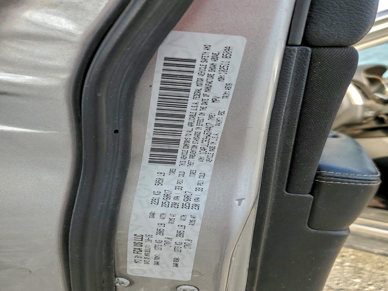 2017 Jeep Cherokee Latitude VIN: 1C4PJLCB3HW574417 Lot: 94477715