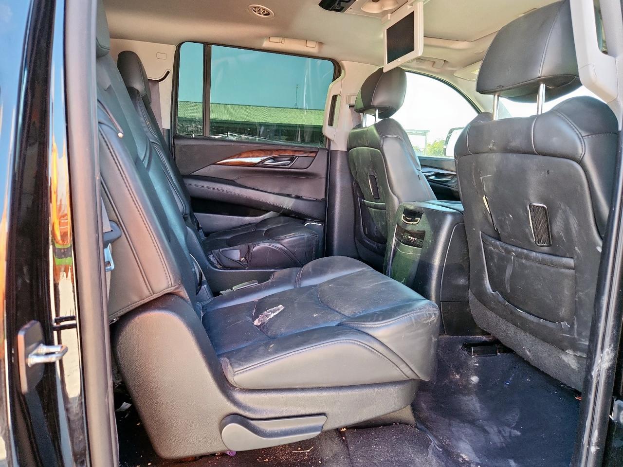 2015 Cadillac Escalade Esv Premium VIN: 1GYS4TKJ8FR556205 Lot: 92135915