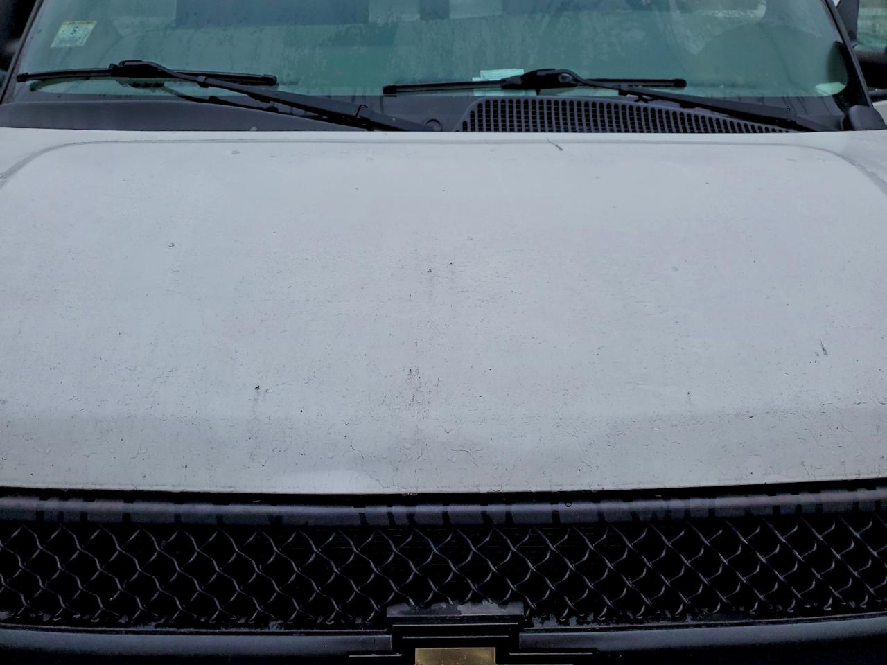 2018 Chevrolet Express G2500 VIN: 1GCWGAFP8J1193705 Lot: 93608305