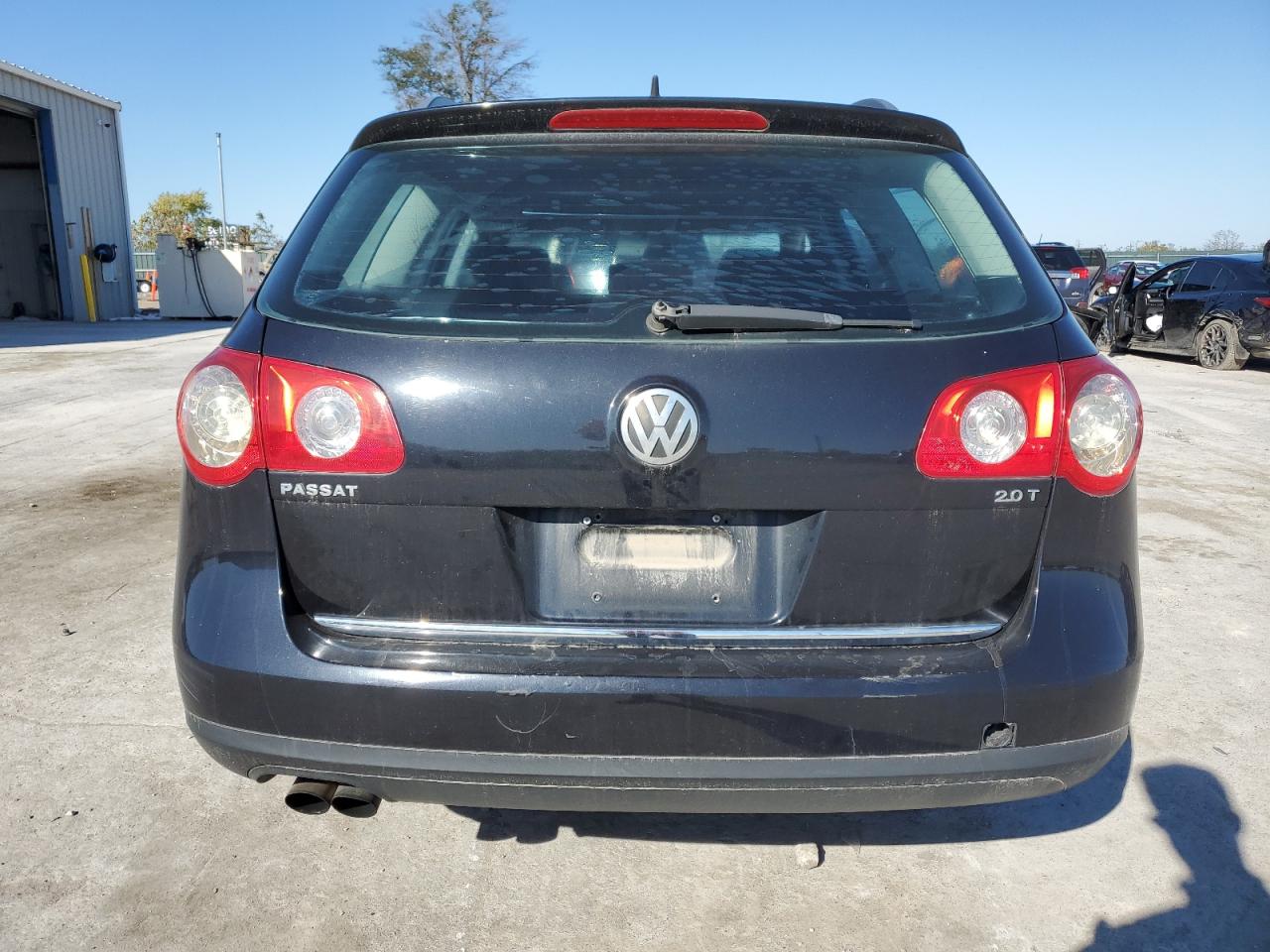 2007 Volkswagen Passat 2.0T Wagon Value VIN: WVWLK73C37E028166 Lot: 91236685
