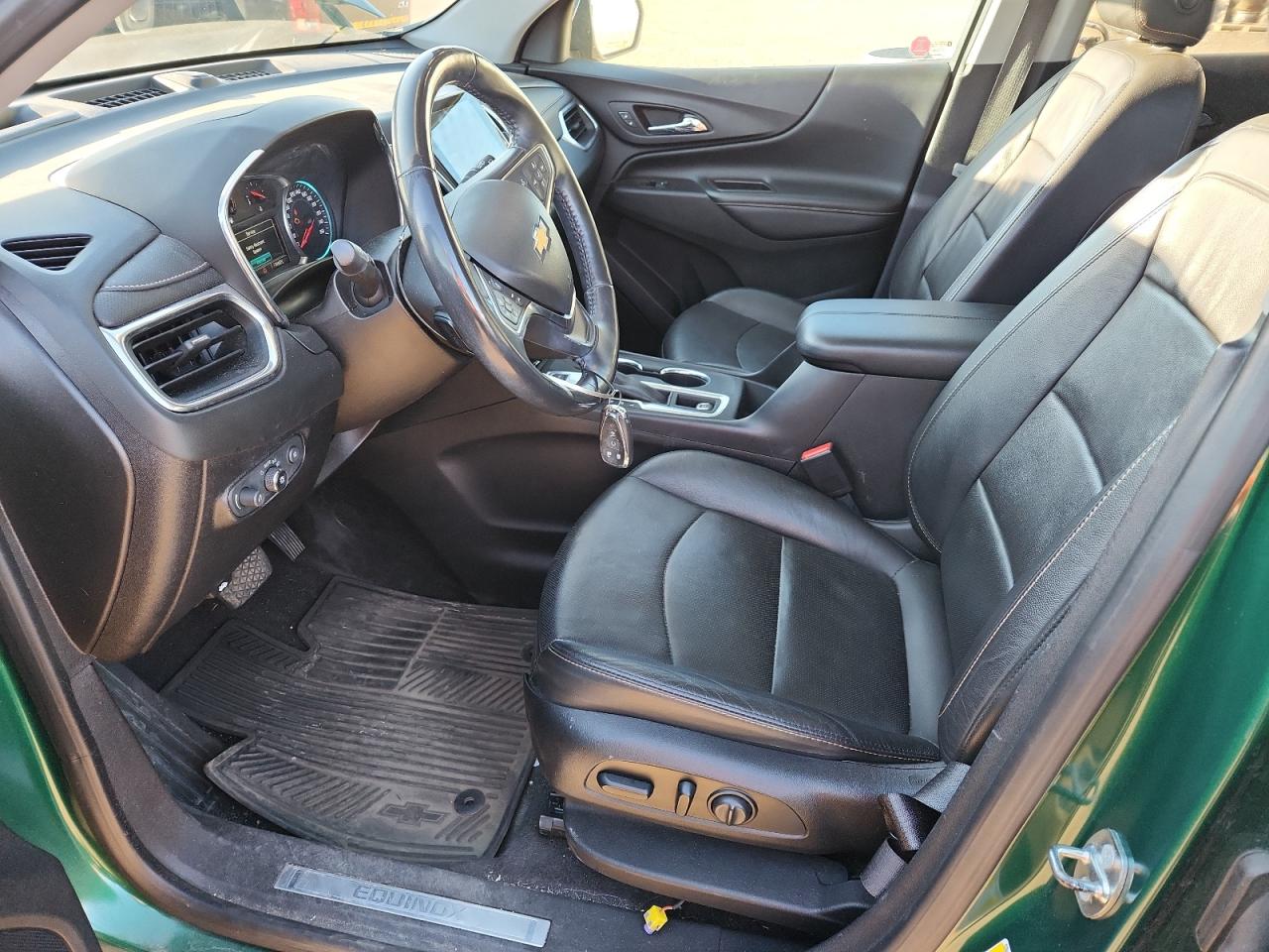 2018 Chevrolet Equinox Premier VIN: 2GNAXWEX7J6205307 Lot: 90749385