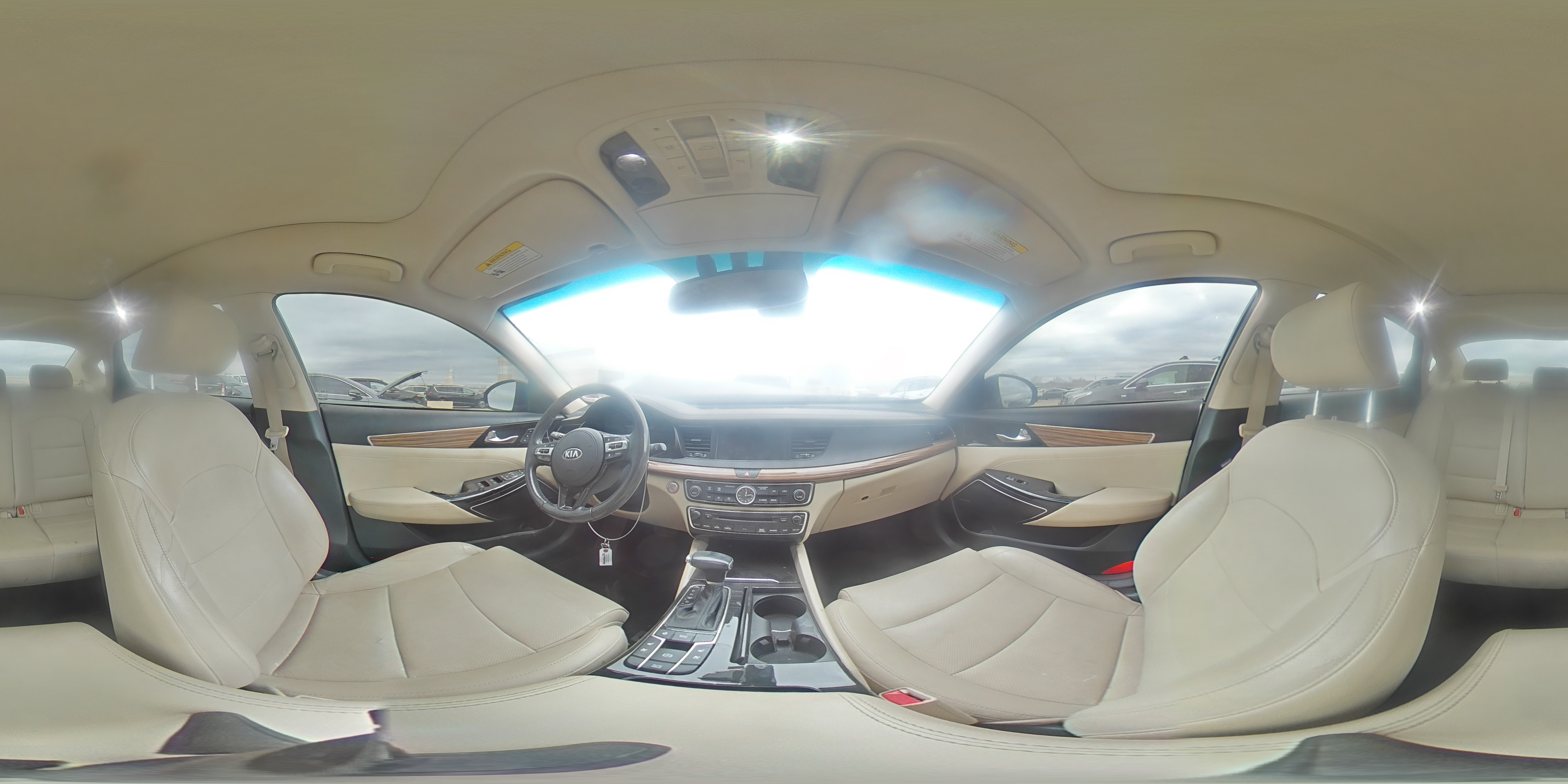 2017 Kia Cadenza Premium VIN: KNALC4J15H5083634 Lot: 92585675