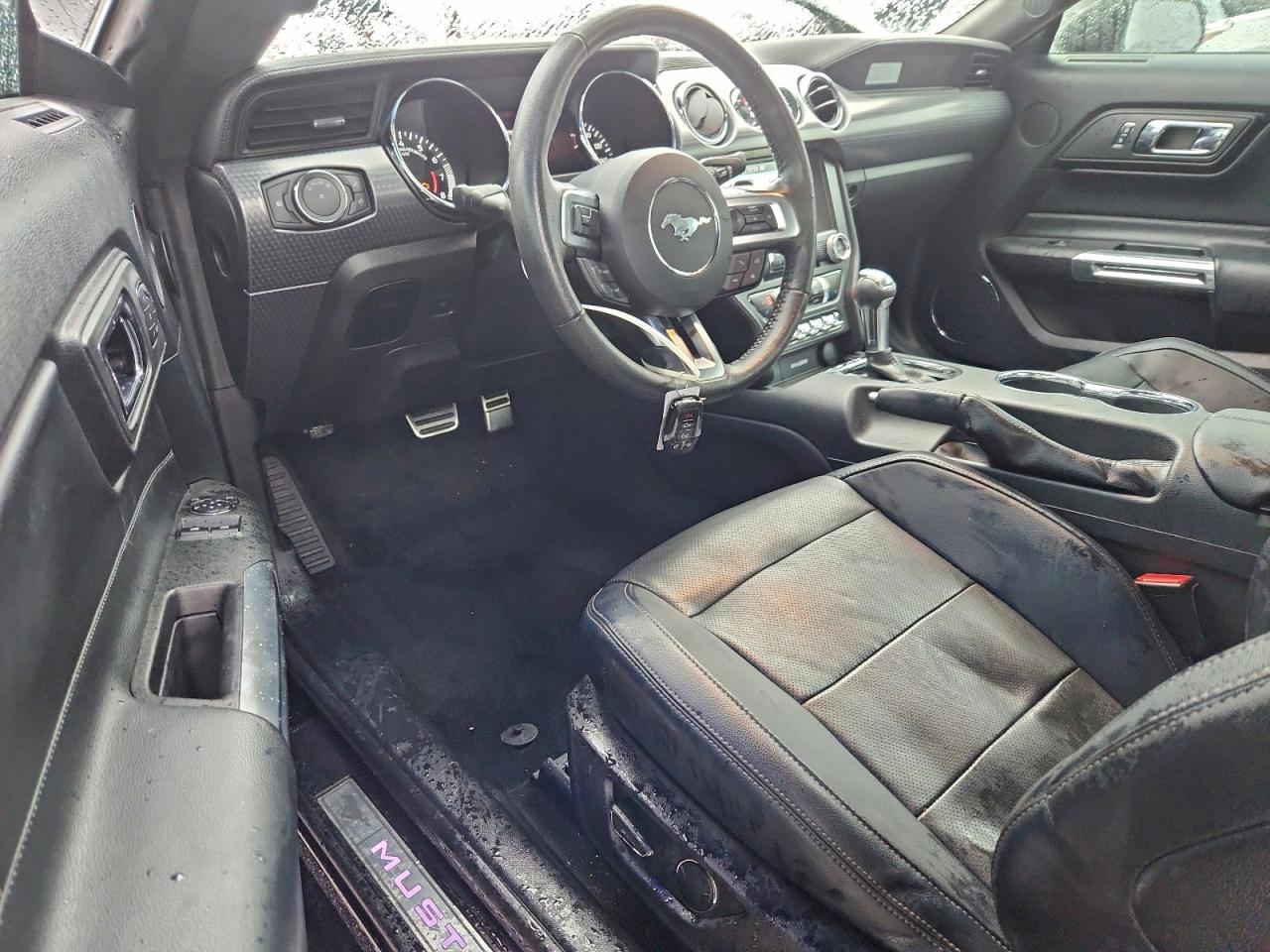 2017 Ford Mustang VIN: 1FA6P8TH0H5260117 Lot: 93639525