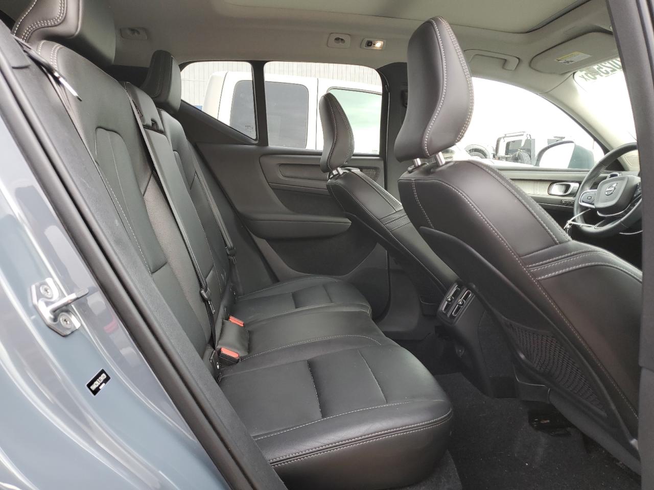 2020 Volvo Xc40 T4 Inscription VIN: YV4AC2HL7L2341729 Lot: 92702575