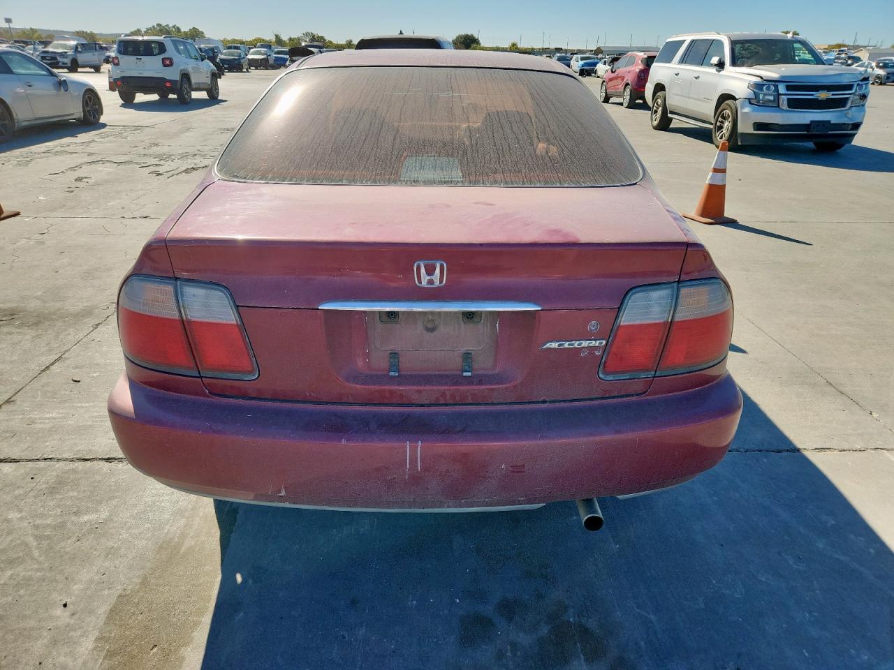 1996 Honda Accord Lx VIN: 1HGCD5531TA090020 Lot: 92308935