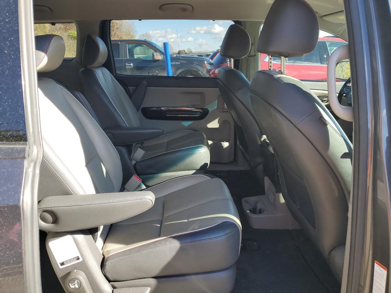 2016 Kia Sedona Ex VIN: KNDMC5C15G6130812 Lot: 91188865