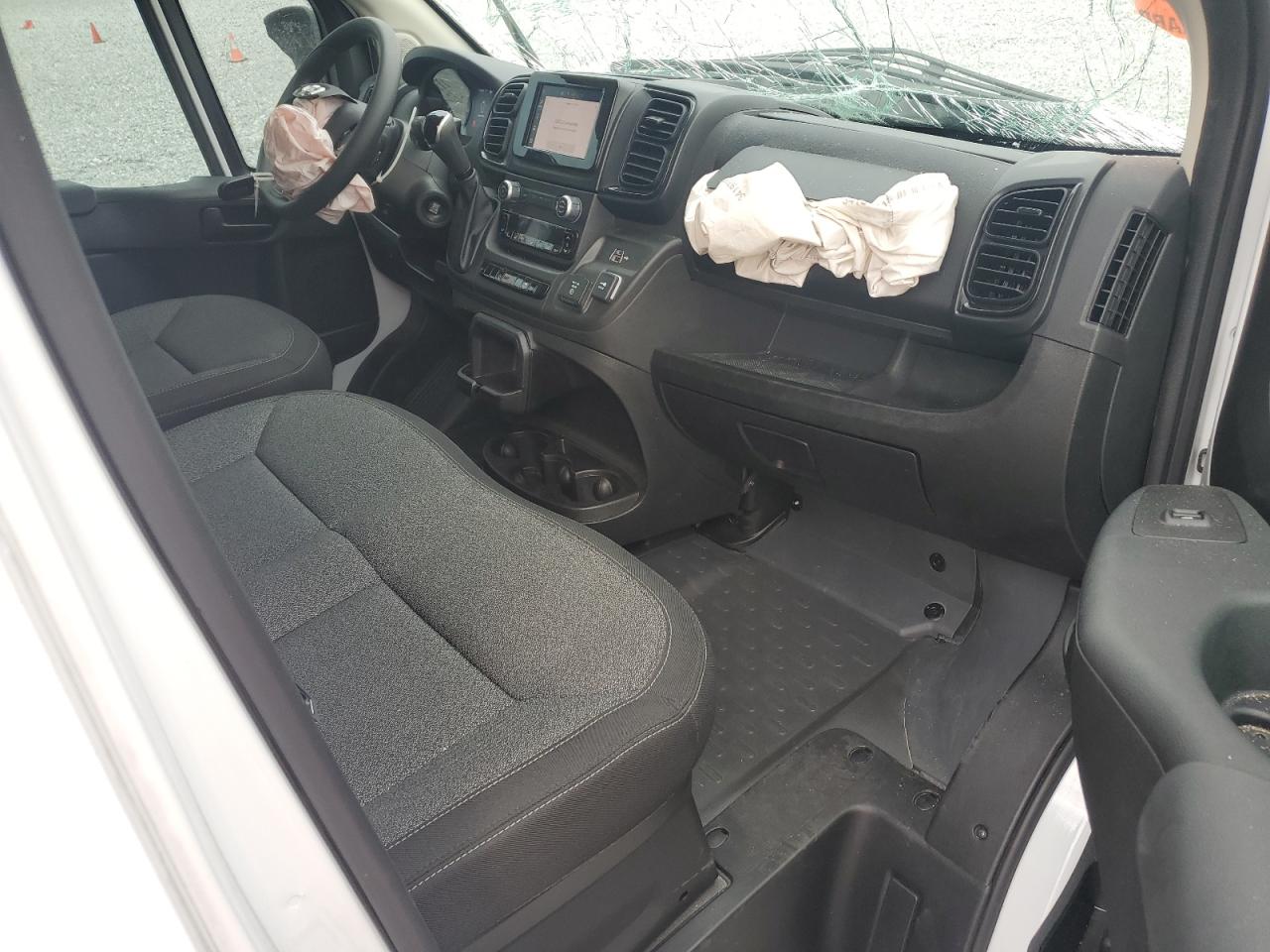 2025 Ram Promaster2500 Delivery Van VIN: 3C6LRVDGQSE532400 Lot: 92002385