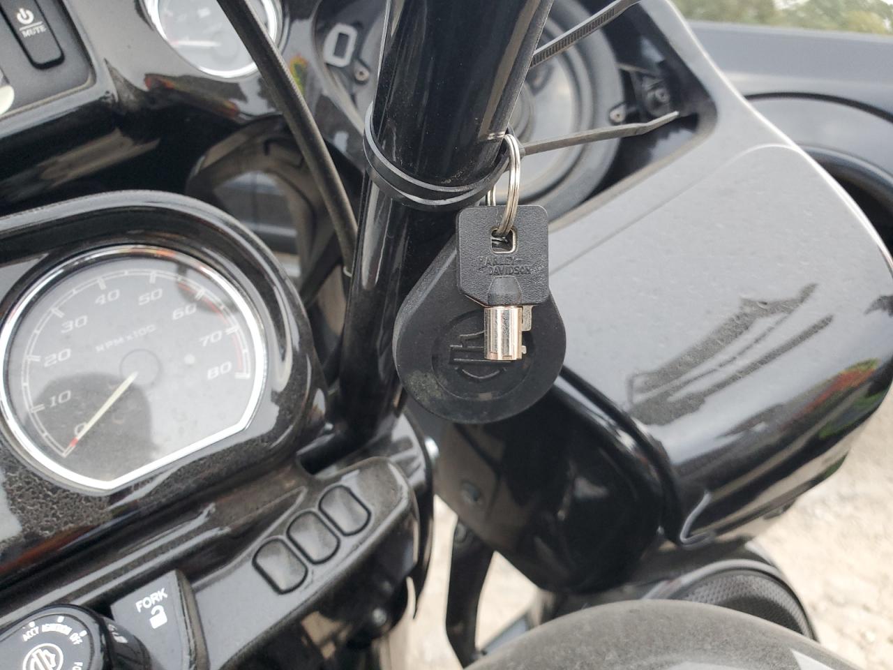 2018 Harley-Davidson Fltrxs Road Glide Special VIN: 1HD1KTC13JB644729 Lot: 90814895