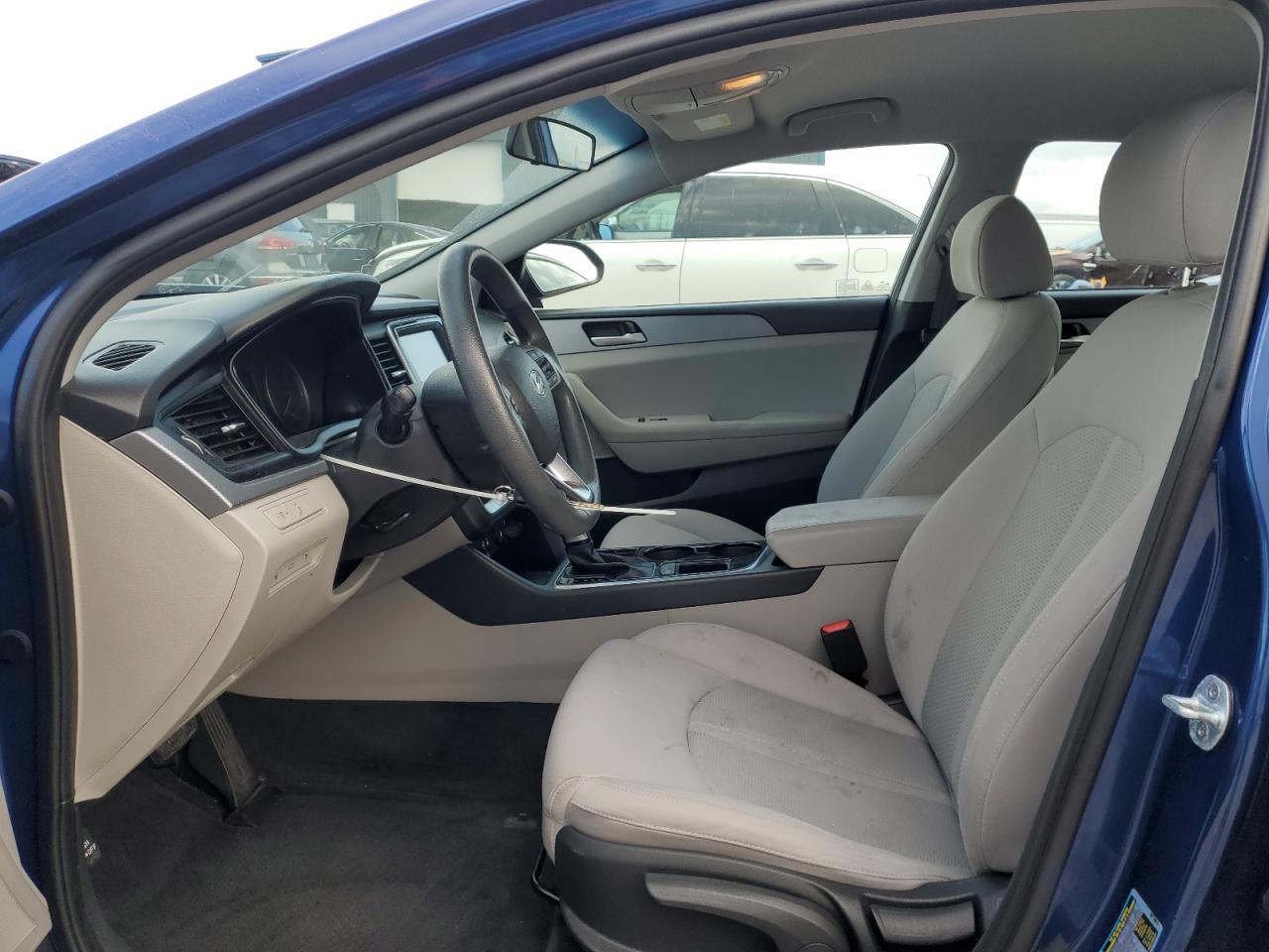 2019 Hyundai Sonata Se VIN: 5NPE24AF5KH763843 Lot: 93555435