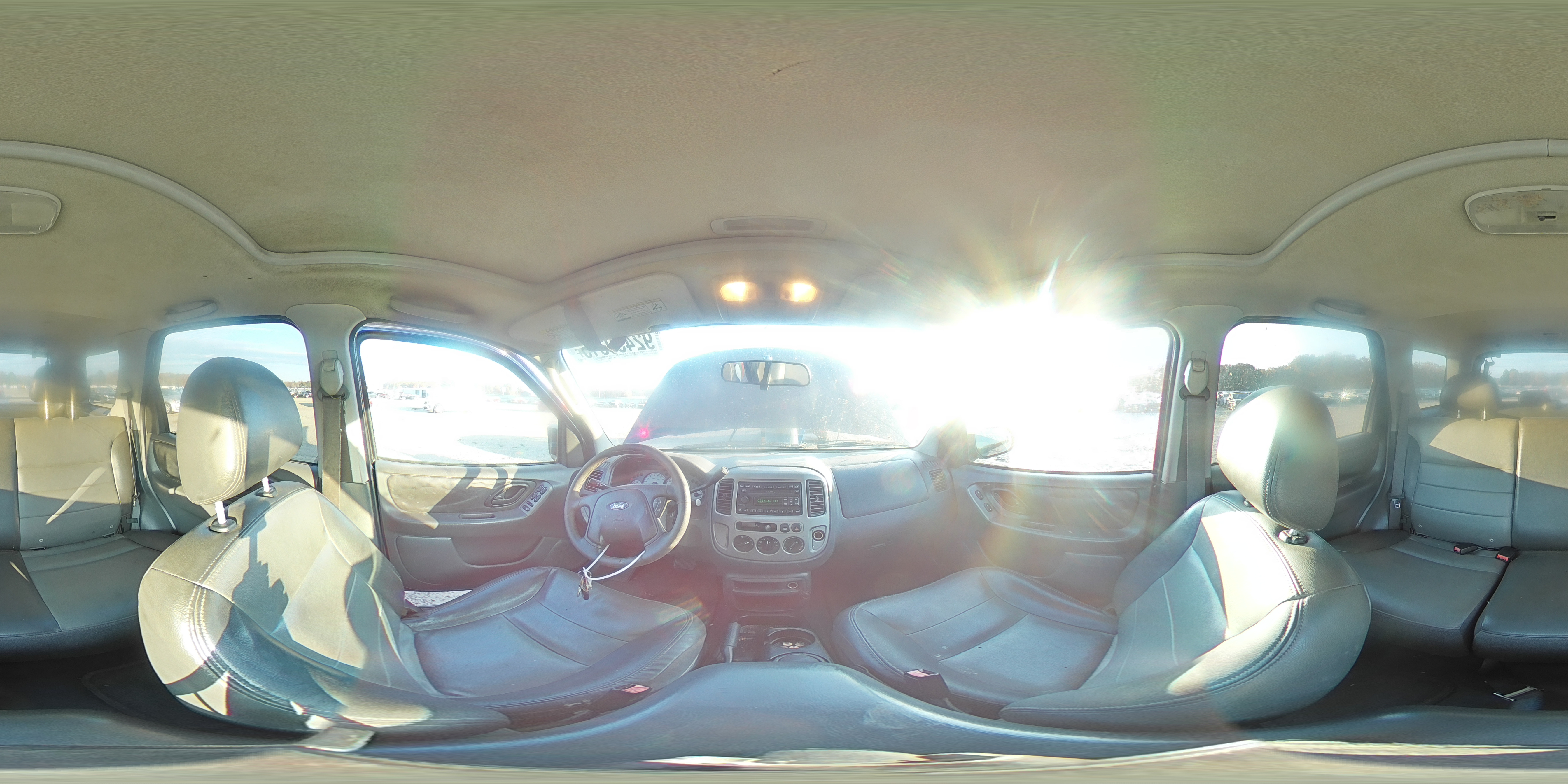 2004 Ford Escape Xlt VIN: 1FMYU03144KA88892 Lot: 92459315