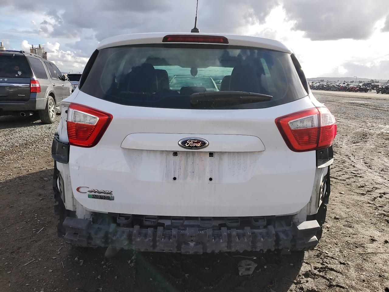 2015 Ford C-Max Premium Sel VIN: 1FADP5CU9FL108154 Lot: 92944005