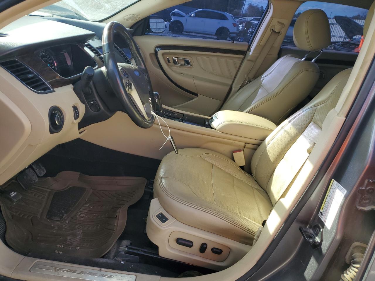 2013 Ford Taurus Limited VIN: 1FAHP2F89DG117439 Lot: 92447845