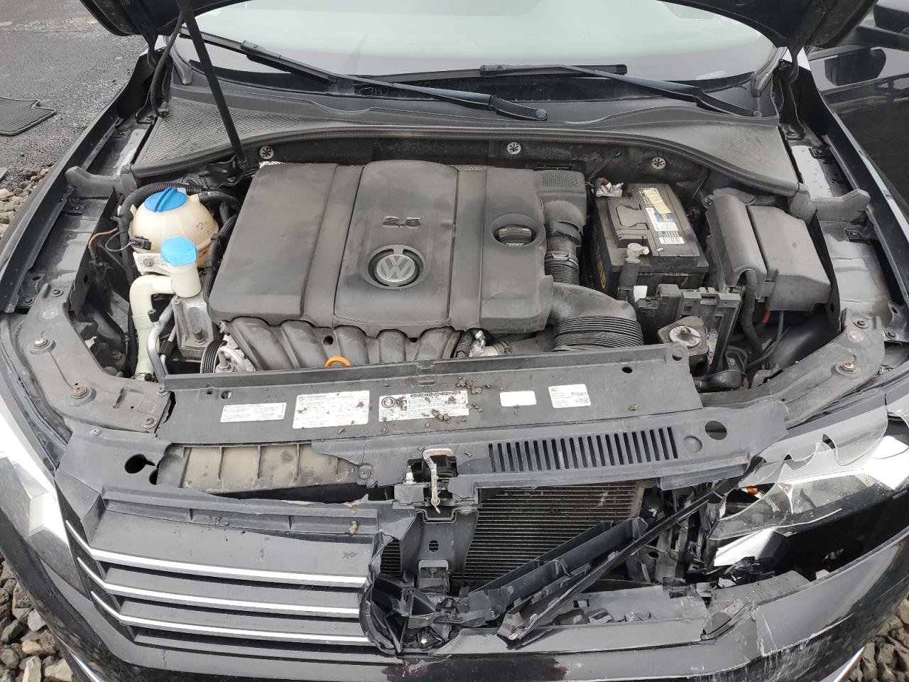 2013 Volkswagen Passat S VIN: 1VWAH7A39DC121139 Lot: 93282645