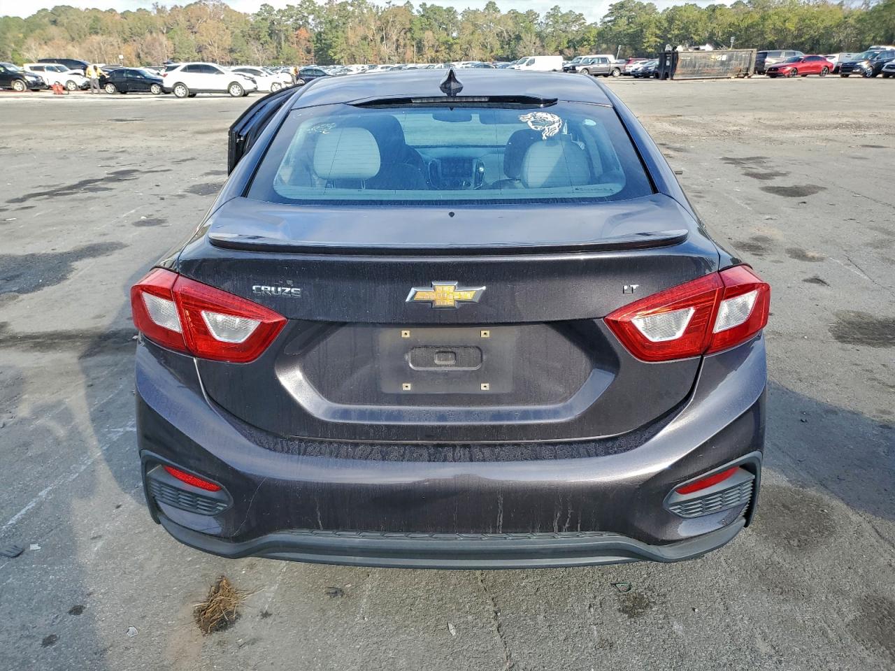 2017 Chevrolet Cruze Lt VIN: 1G1BE5SMXH7107642 Lot: 94693215