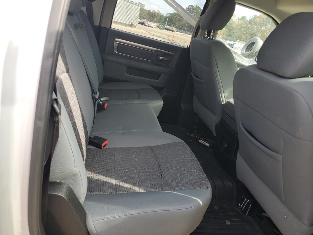 2015 Ram 1500 Slt VIN: 1C6RR6LGXFS630864 Lot: 93242295