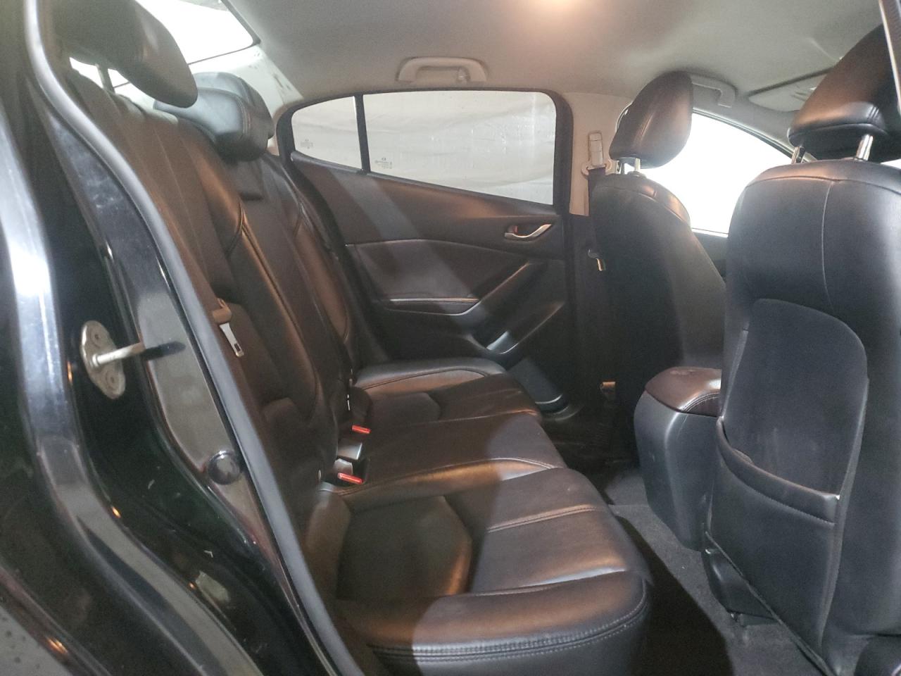 2017 Mazda 3 Touring VIN: JM1BN1V78H1105591 Lot: 91994945