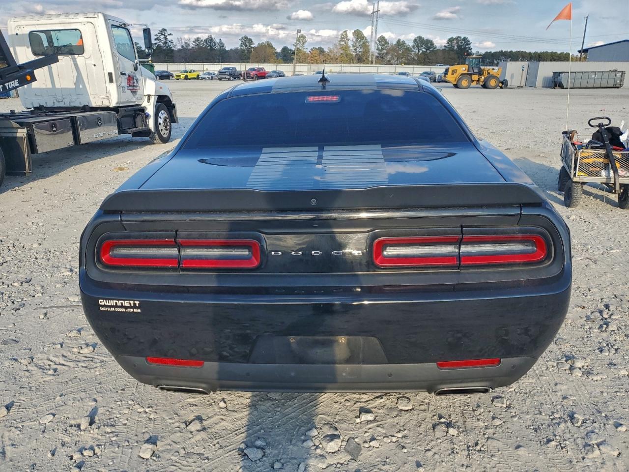 2018 Dodge Challenger Sxt VIN: 2C3CDZAGXJH286765 Lot: 94129505