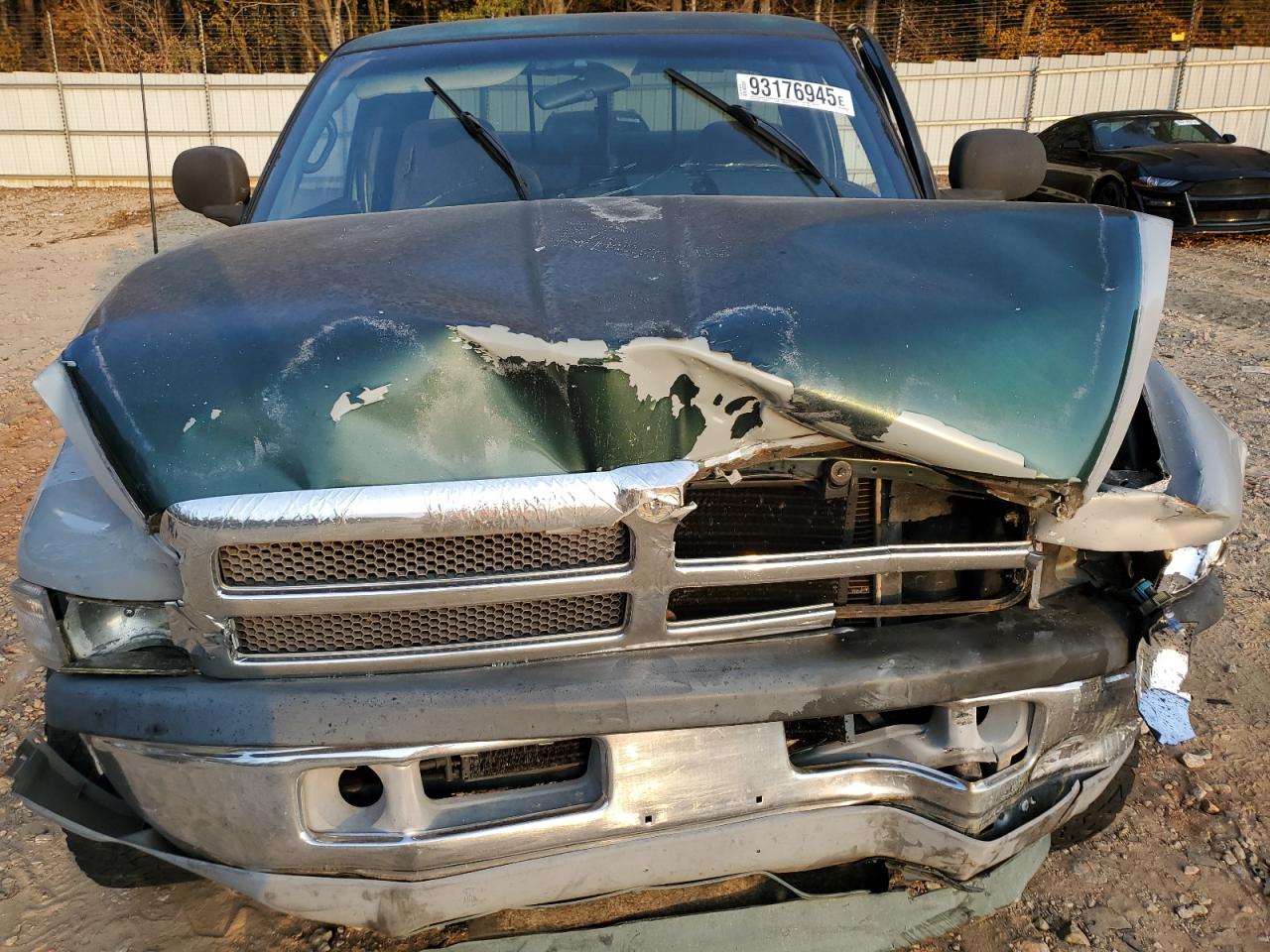 1998 Dodge Ram 1500 VIN: 3B7HC13Y5WG182655 Lot: 93176945