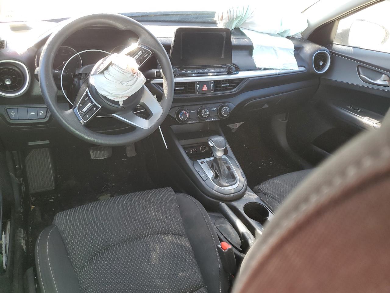 2021 Kia Forte Fe VIN: 3KPF24AD9ME335123 Lot: 91992355