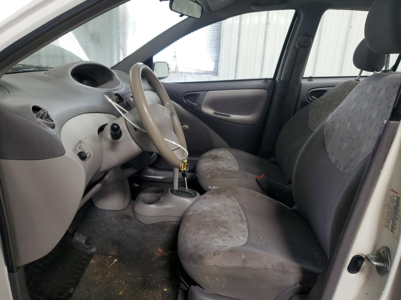 2001 Toyota Echo VIN: JTDBT123910186538 Lot: 90869655