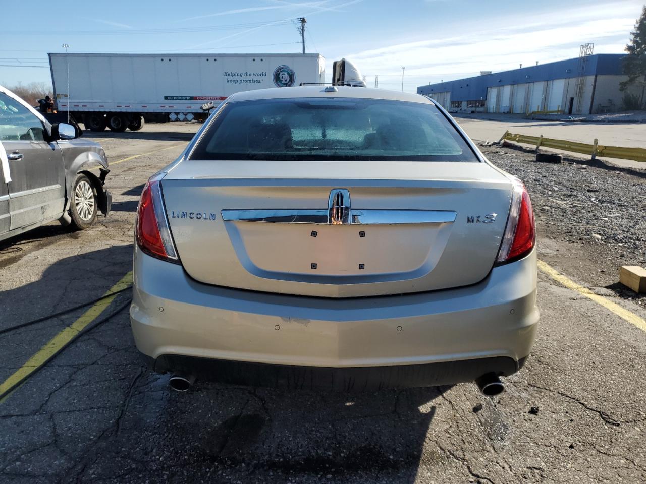 2010 Lincoln Mks VIN: 1LNHL9DR6AG603417 Lot: 92438255