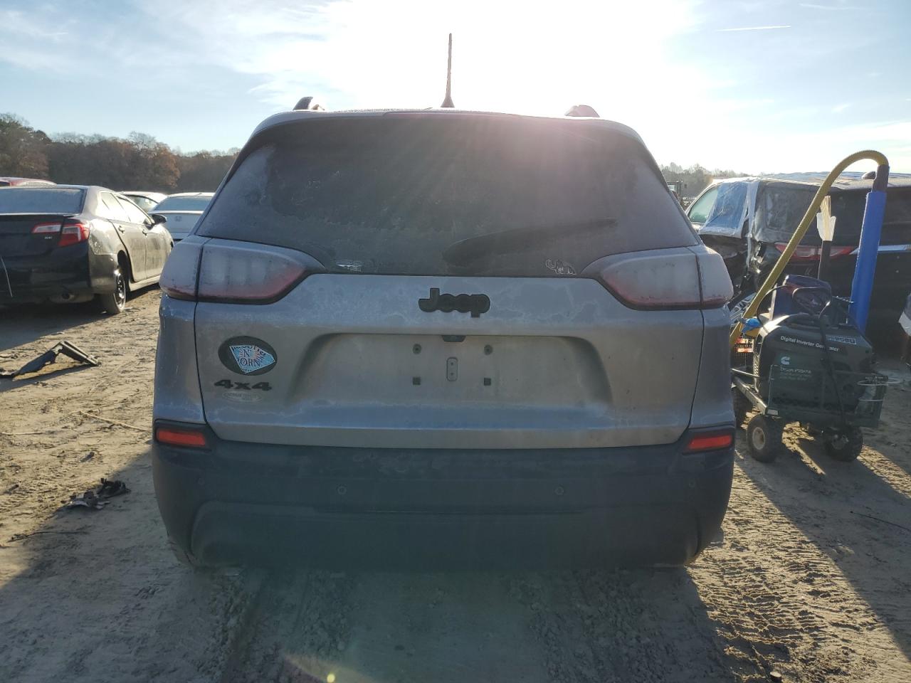 2019 Jeep Cherokee Latitude Plus VIN: 1C4PJMLB1KD378744 Lot: 91902535