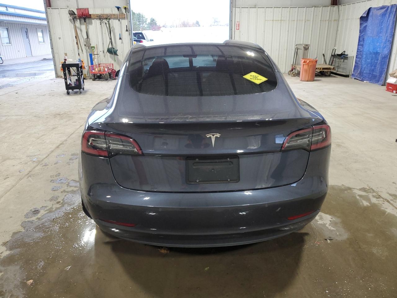 2022 Tesla Model 3 VIN: 5YJ3E1EA0NF331028 Lot: 92853625