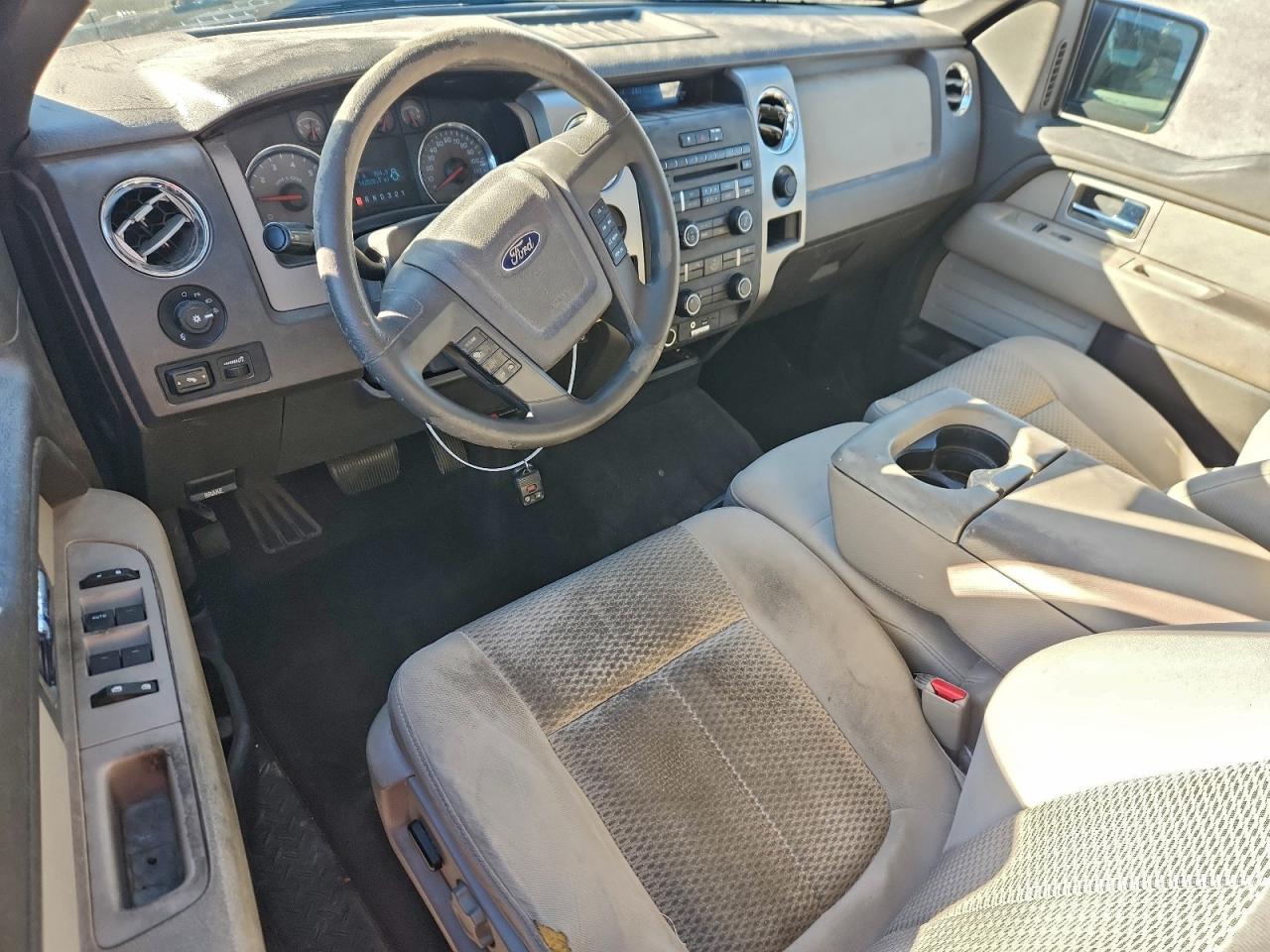 2010 Ford F150 Super Cab VIN: 1FTEX1C8XAFB74746 Lot: 93121205